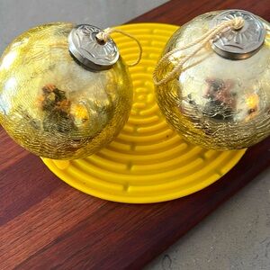 2 christmas balls for decoration